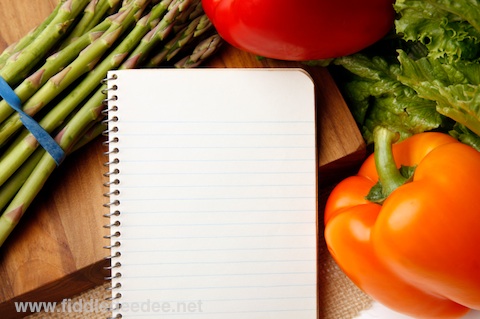 Grocery List by Fiddledeedee.net